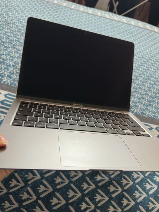 MacBook Air 13-inch True Tone M1