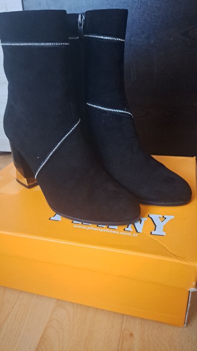 Дамски боти естествен велур