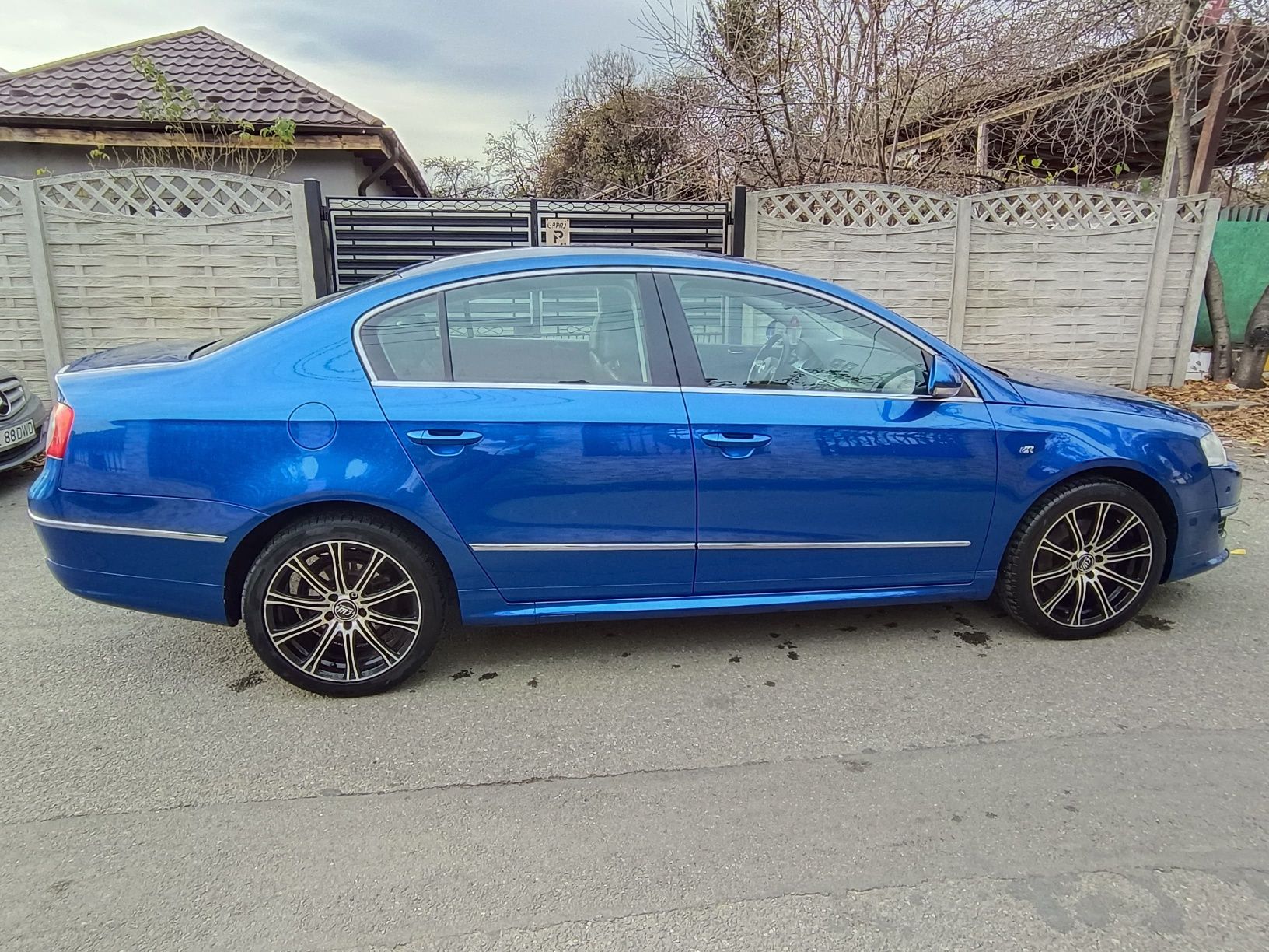 Volkswagen Passat 2.0 Tdi EURO 5 R-line Piele ,Bi-xenon