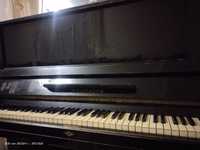 Продается пианино