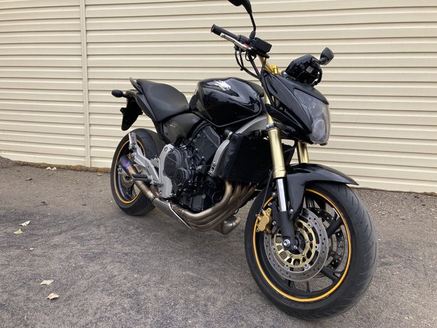 Продам мотоцикл Honda cb 600