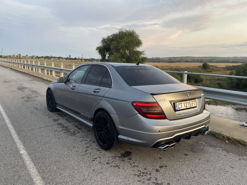 Mercedes-Benz W204 C180 AMG Facelift