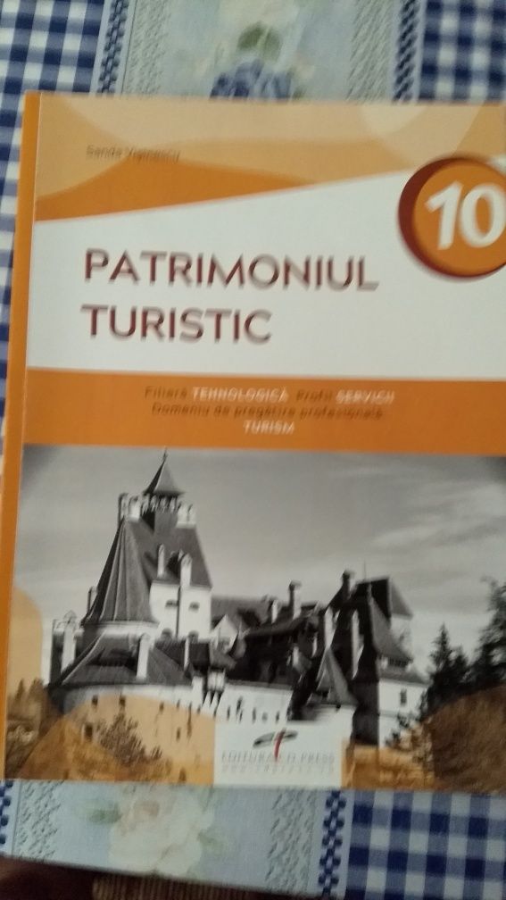 Manual Patrimoniul Turistic clasa 10