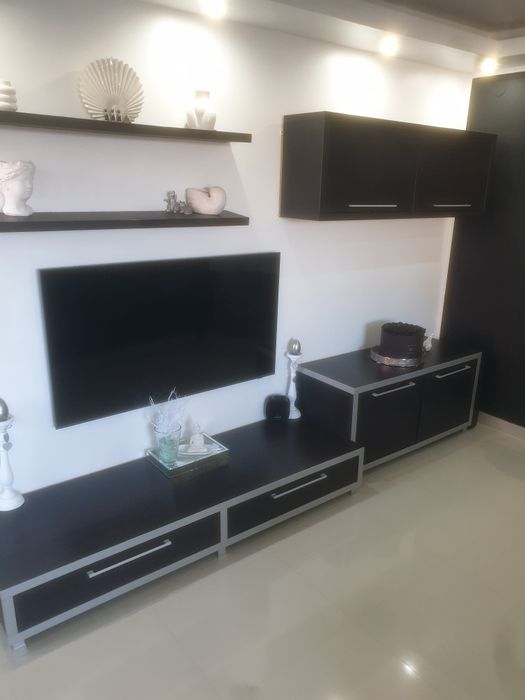 Mobila sufragerie maro texturata stare foarte bună