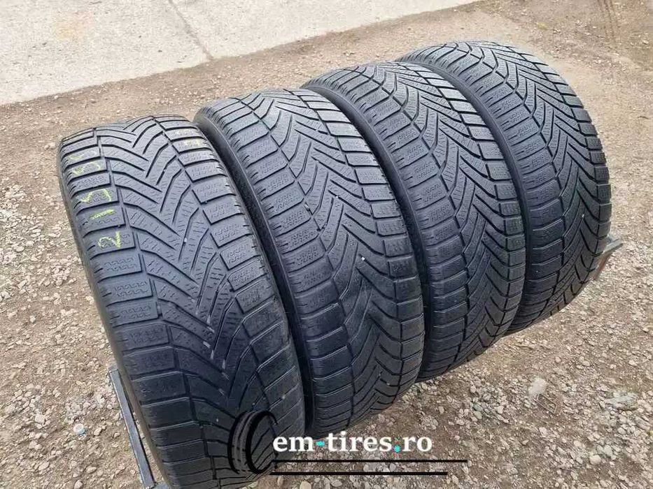 SET 4 Anvelope Iarna 215/55 R17 FALKEN Eurowinter HS02 98V