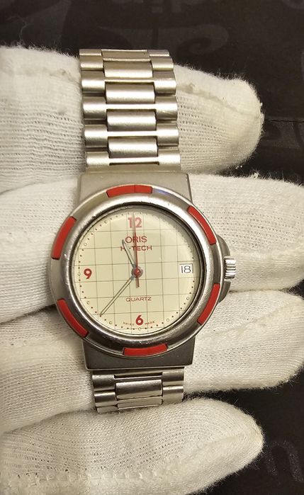 Часовник ORIS  - HI-TECH