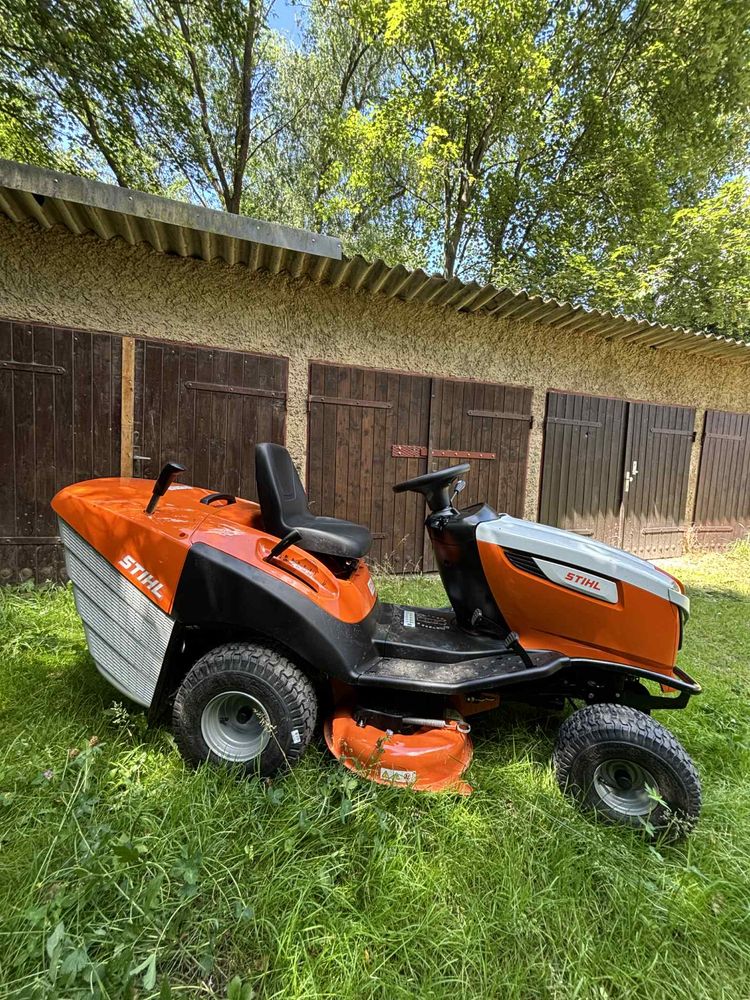 ЧИСТО НОВА! Тракторна косачка STIHL RT 5097