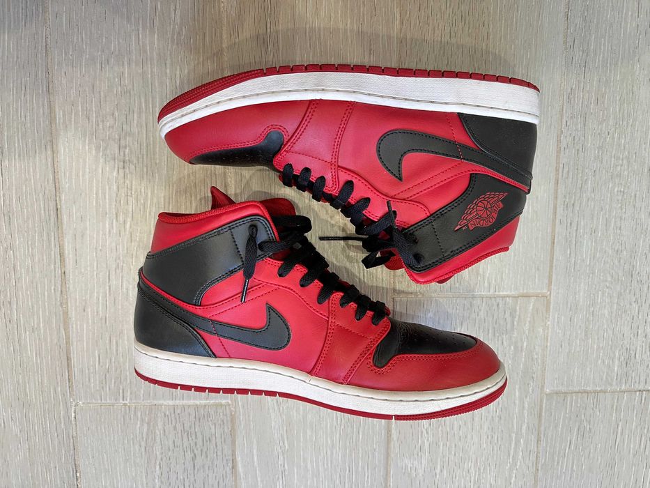 Jordan 1 air  mid reverse bred
