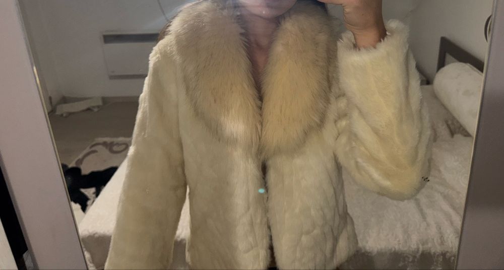 2 рокли и един сет от ляйла