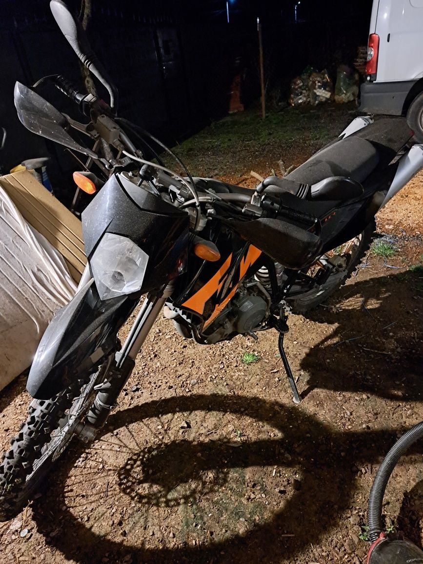 De vânzare ktm 640