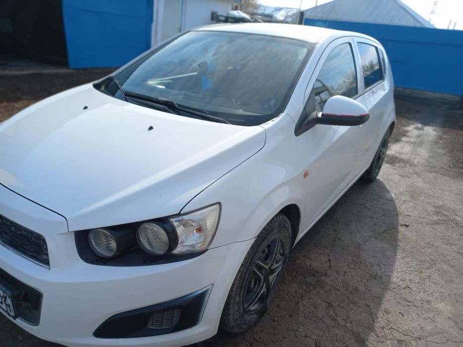 Продам авто Шевролет авео 2013 г.в.