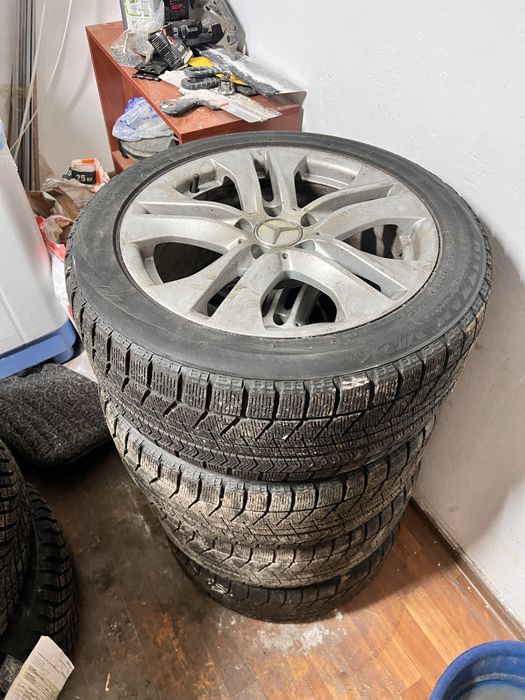 245/45/17 зима на дисках + лето мишлен