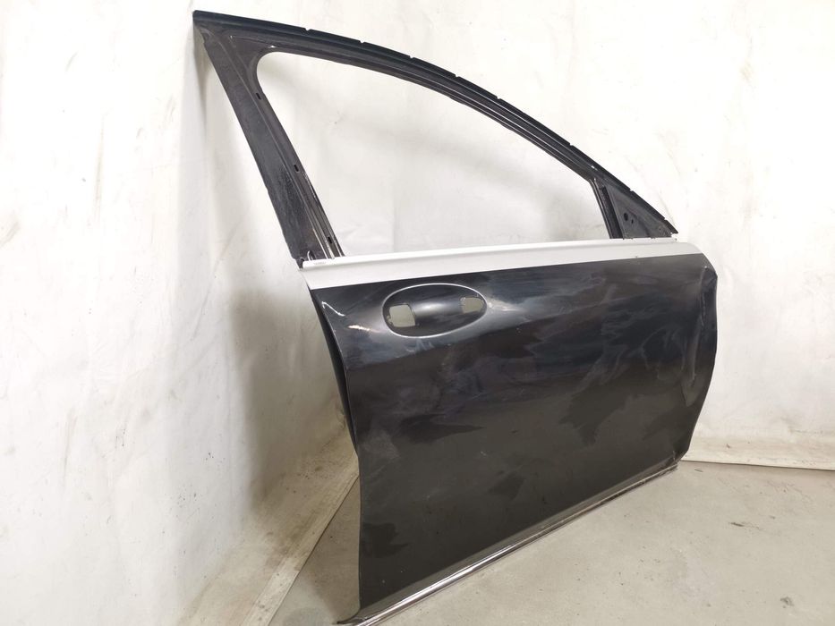 Дясна предна врата Мерцедес-Бенц С-Клас / Mercedes-Benz S-Class W222 [