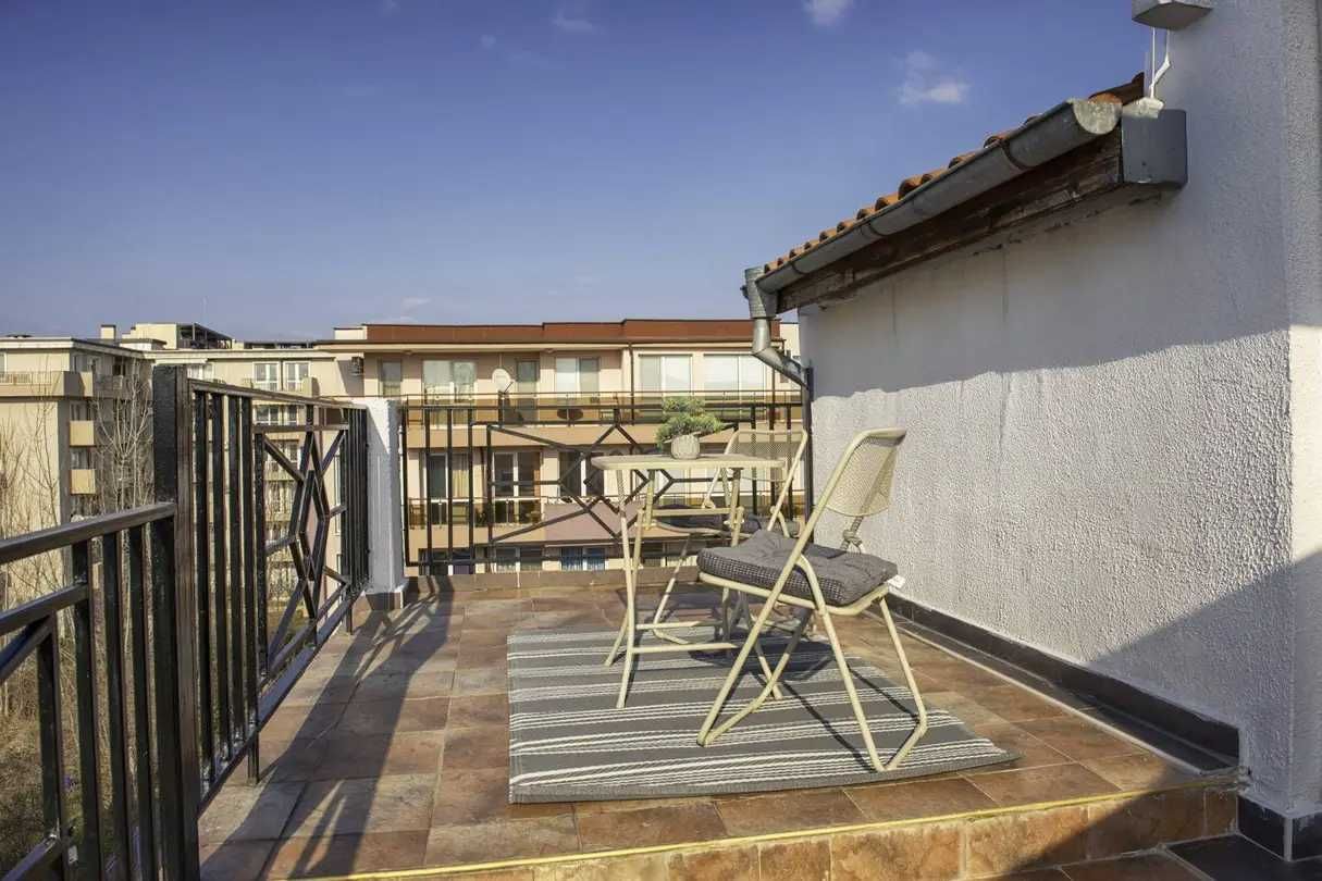 Продава се Двустаен апартамент в Несебър - 55 кв.м за 1037 €/кв.м - Снимка #2