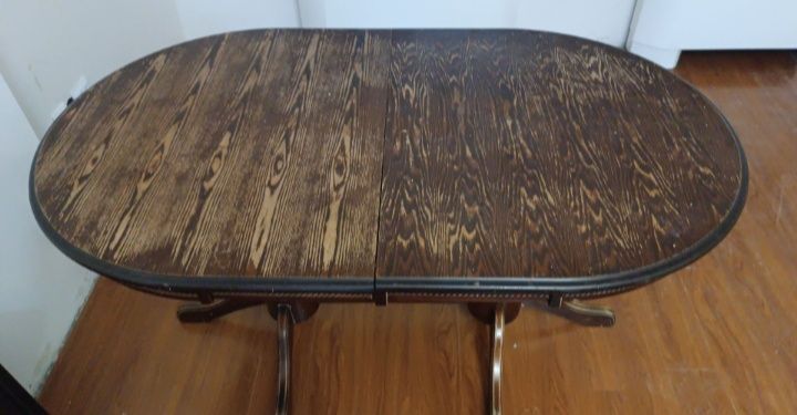 Продам стол из натурального дерева