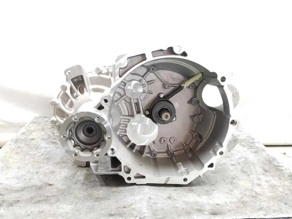 Cutie viteze VW Caddy IV; 2.0 TDI; UFX; 6 Viteze; Start/Stop;2022-2025