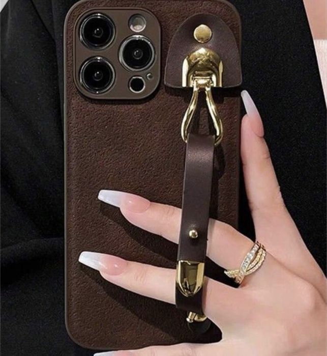 Продавам калъф за Iphone 16 PRO