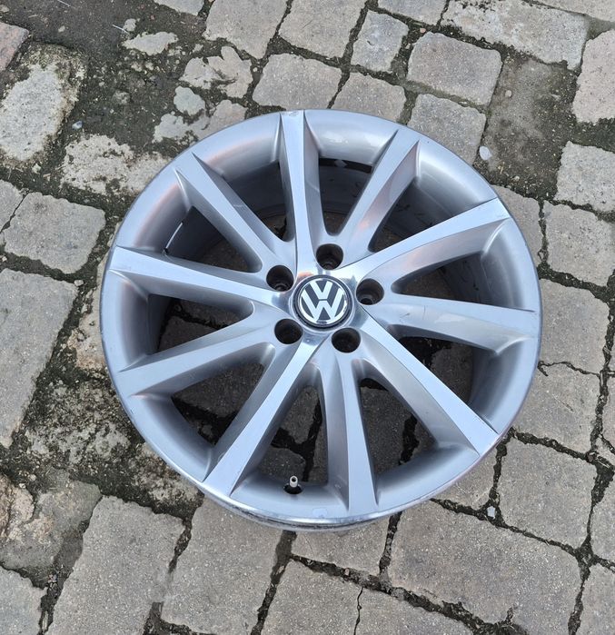 Două jante originale VW Passat CC R18 seria 8Jx18 ET44 - 5x112