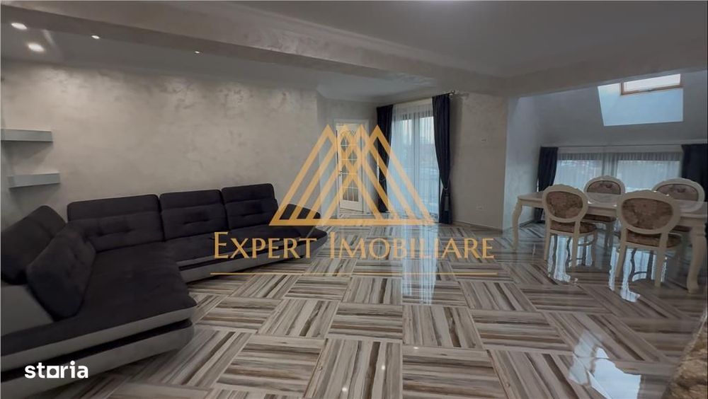 Penthouse pe 3 etaje de vânzare