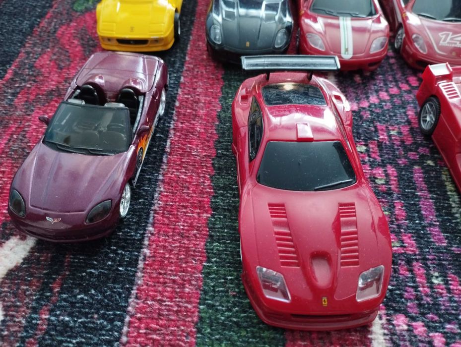играчки коли ferrari