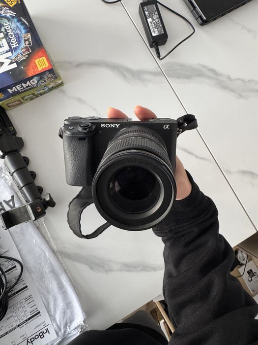 Фотоаппарат Sony A6400 Kit 18-135mm (ILCE6400MВ)