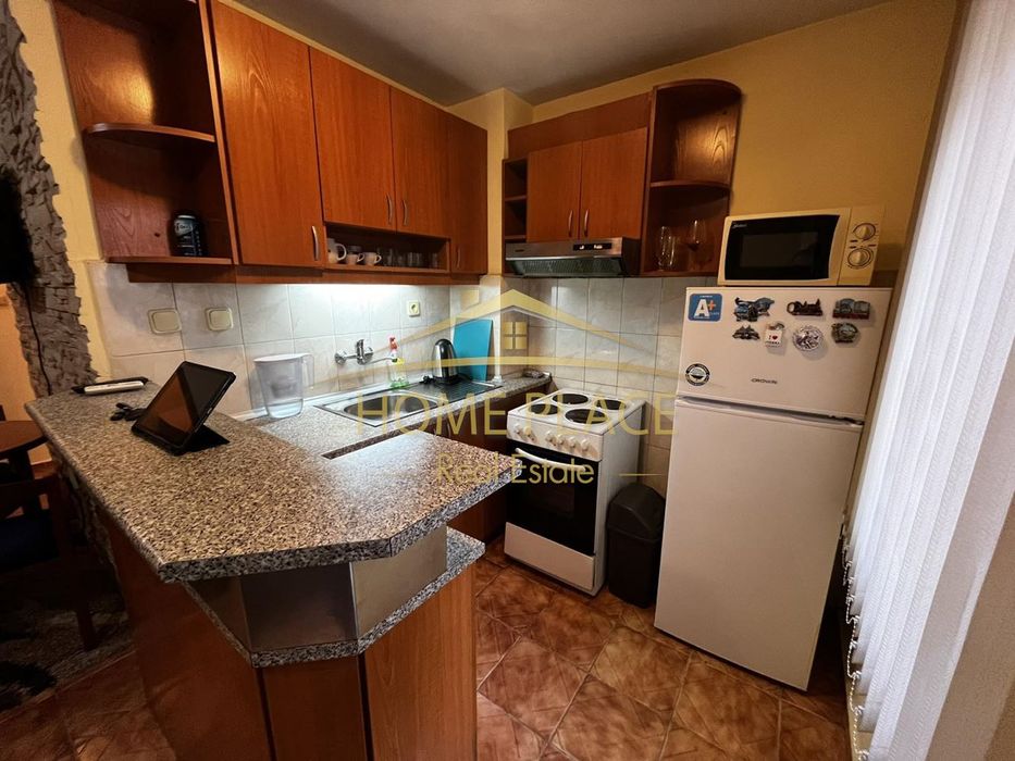 Дава се под наем Тристаен апартамент в Варна, Лятно кино Тракия - 78 кв.м за 612 € - Снимка #2