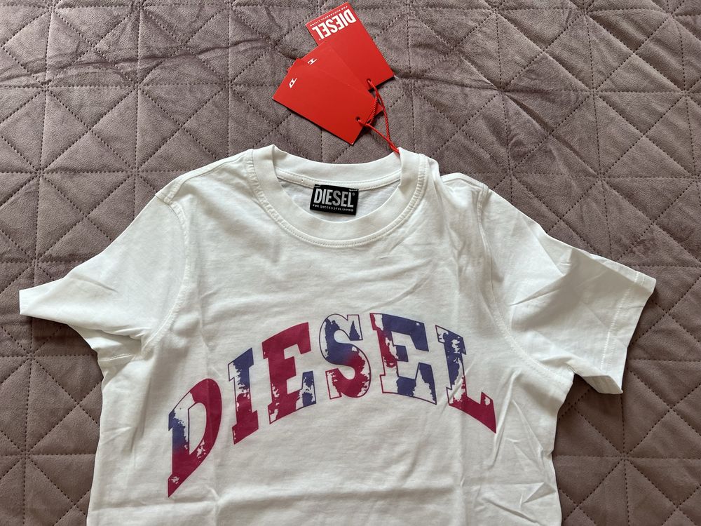 Дамска тениска Diesel, размер XS