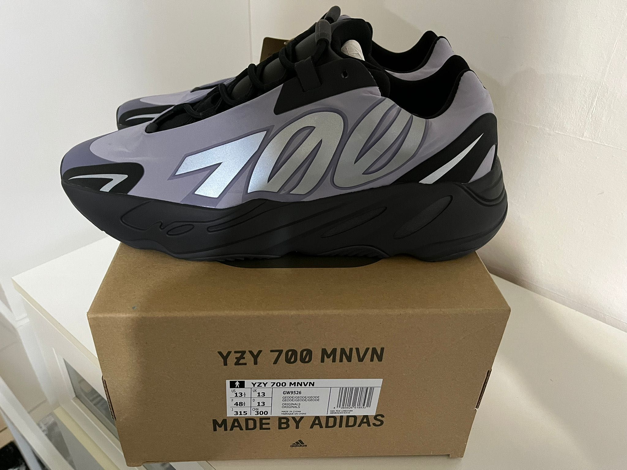 Adidas Yeezy 700 Mnvn Geode Original