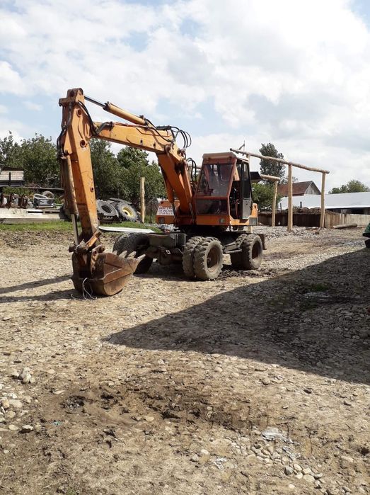 Vând excavator ATLAS
