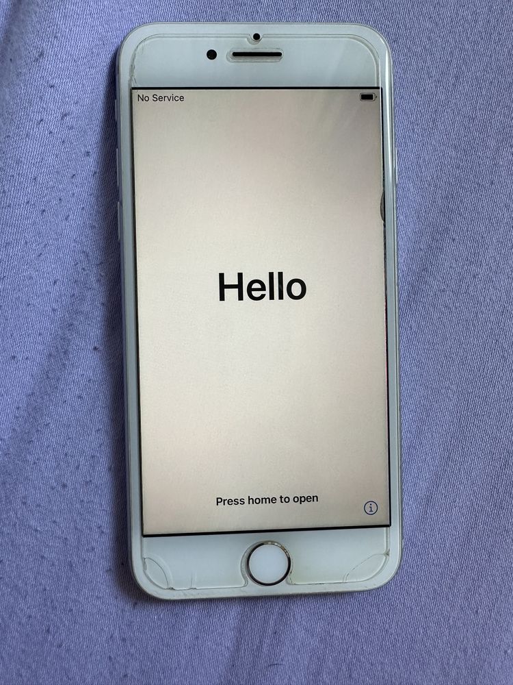 Iphone 8 64 GB Silver / бял