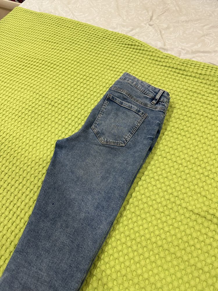 джинсы-карандаш с высокой талией, стильные и супер комфортные