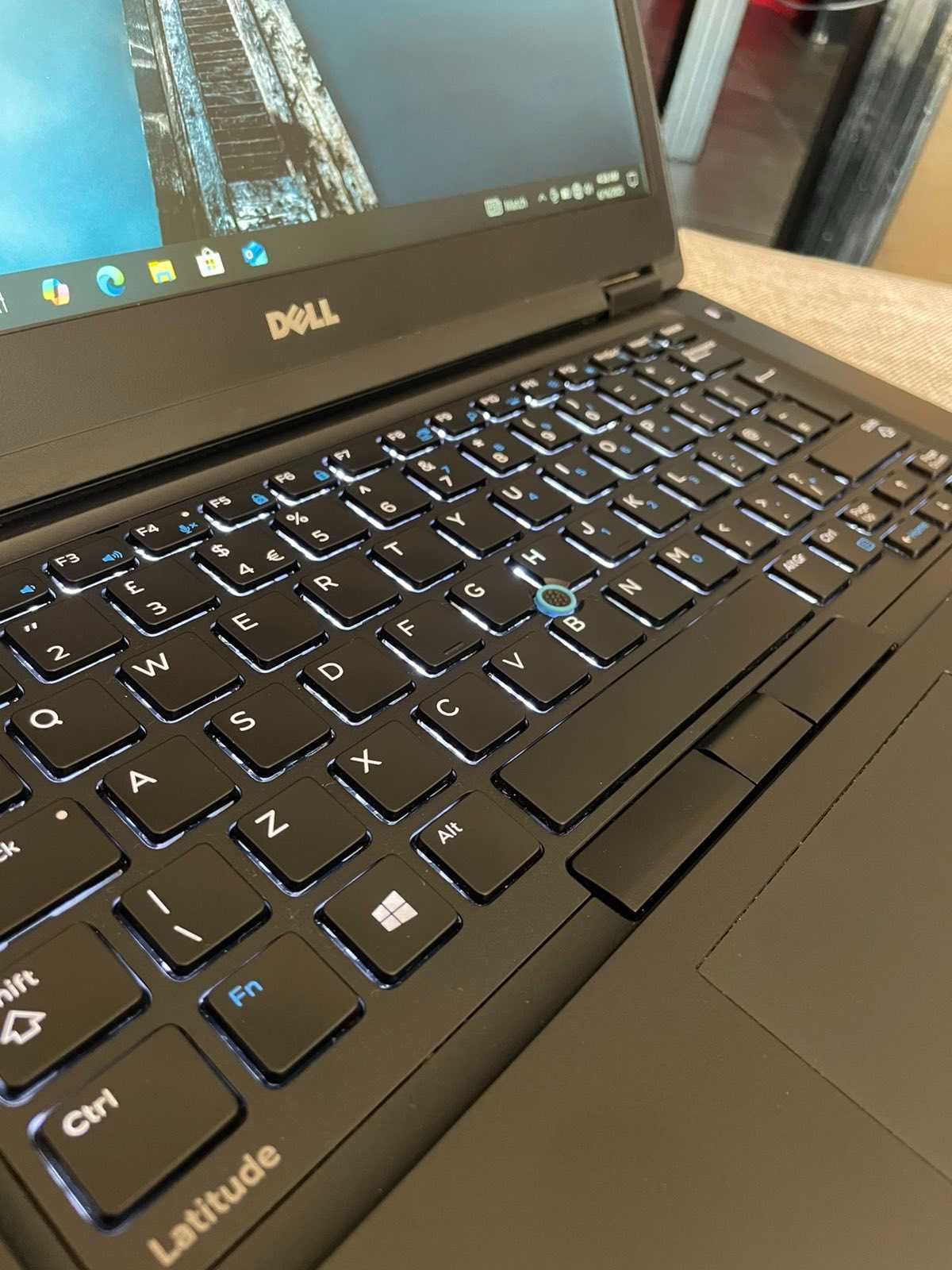 Dell Latitude 5480 - ТОП ЦЕНА - i5-7th gen / 8GB RAM / 256 GB SSD