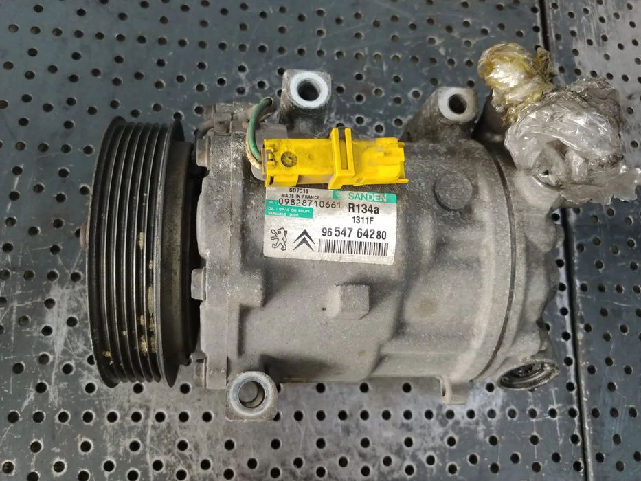 compresor clima ac 4ht 2.2 hdi peugeot 407 9654764280  -cu defect