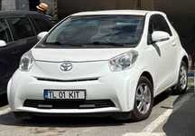 Toyota iQ 1.0 VVT-i    (mult peste Smart For Two)