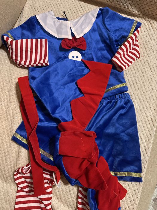 Продам новогоднмй костюм гномика