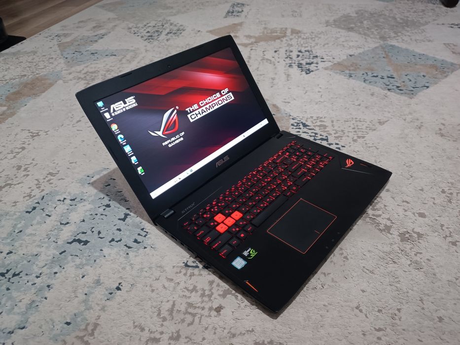 Мощный, Геймерский, с GTX -6 гиг, с SSD, Full HD Asus Rog ноутбук