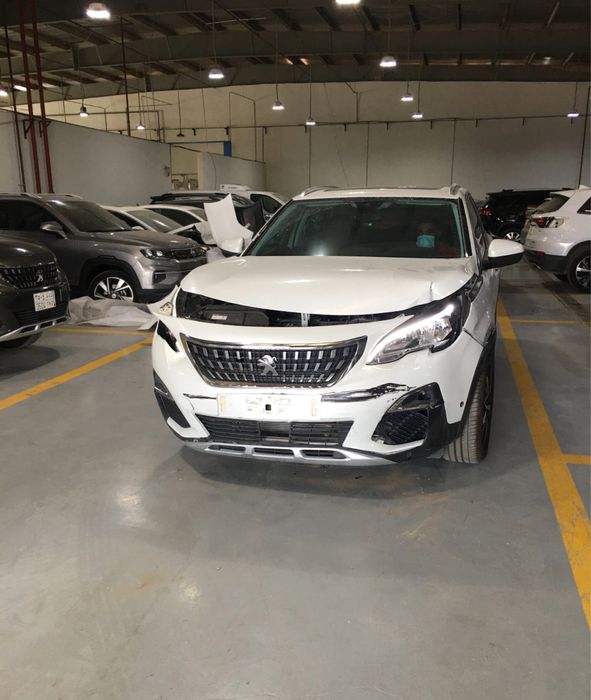 Peugeot 3008  2018г.  1.2 Pure tech