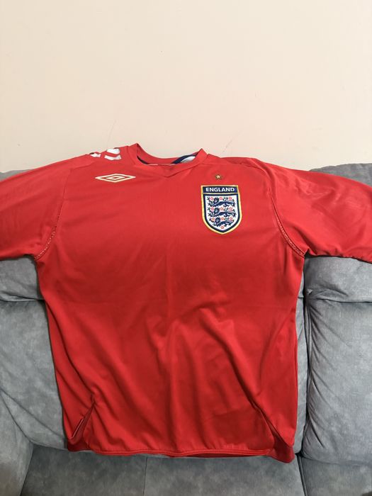 Футболни тениски