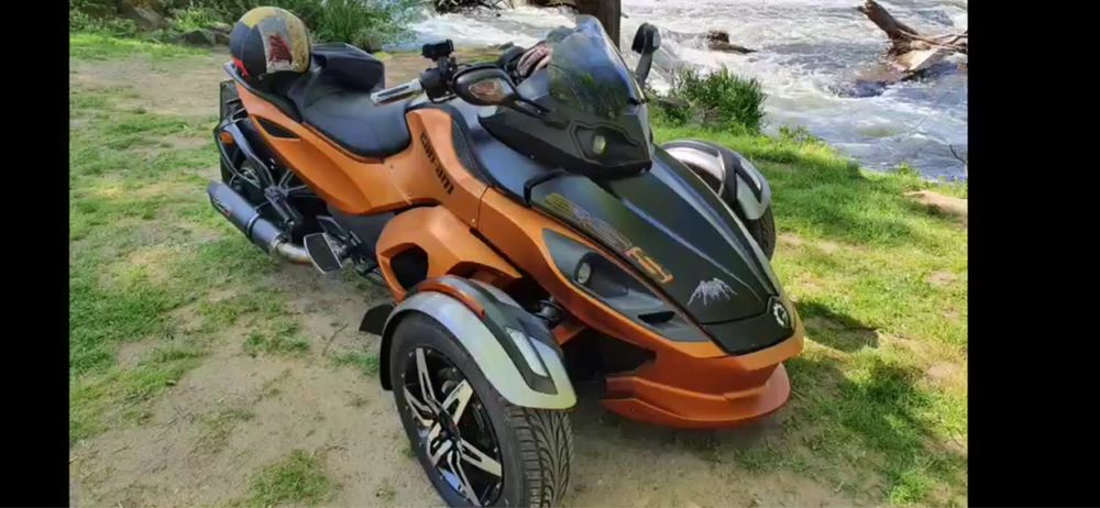 Can Am spyder rss 1000 cm