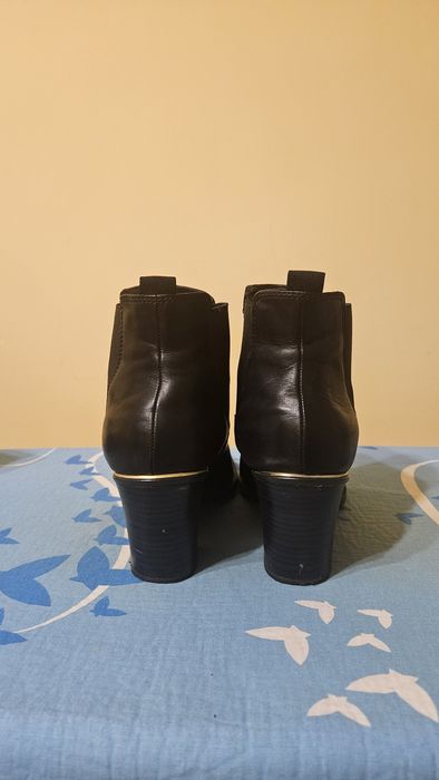 Botine negre Tamaris