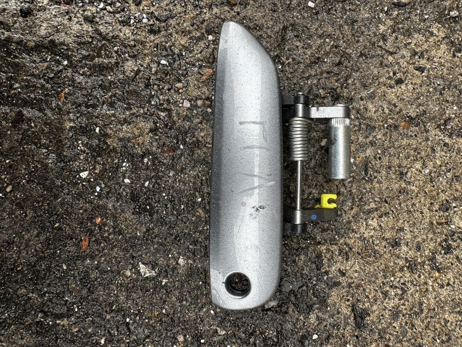 Предна лява външна дръжка за Honda Jazz 2008г-2015г