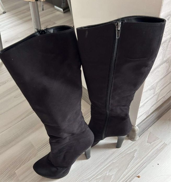 Дамски ботуши на ток