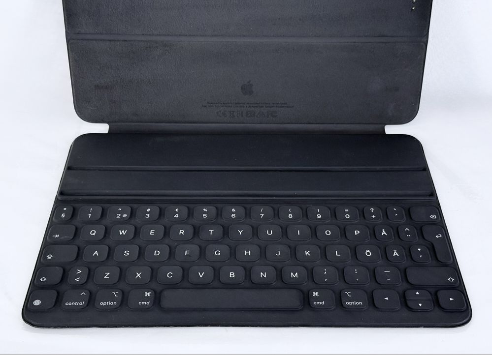 Клавиатура Apple Magic Keyboard Folio Black for iPad 10th generation
