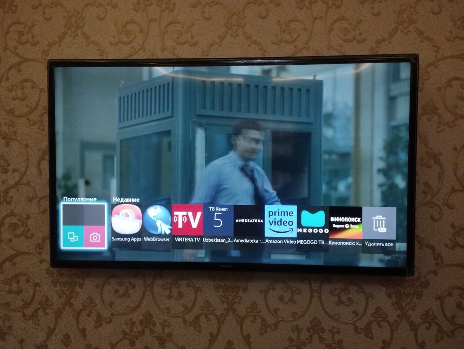Продаю 3D Телевизор Самсунг смарт  оригинал