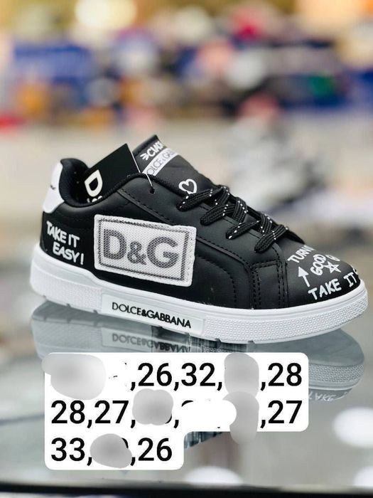 Adidasi copiii d&g