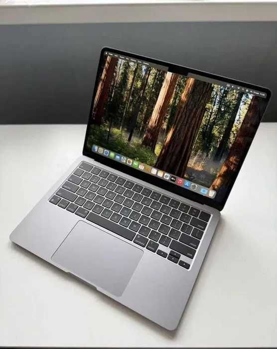 Macbook Air M2 продам