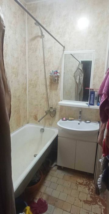 Учтепа 2 хона 60 кв квартира сотилади