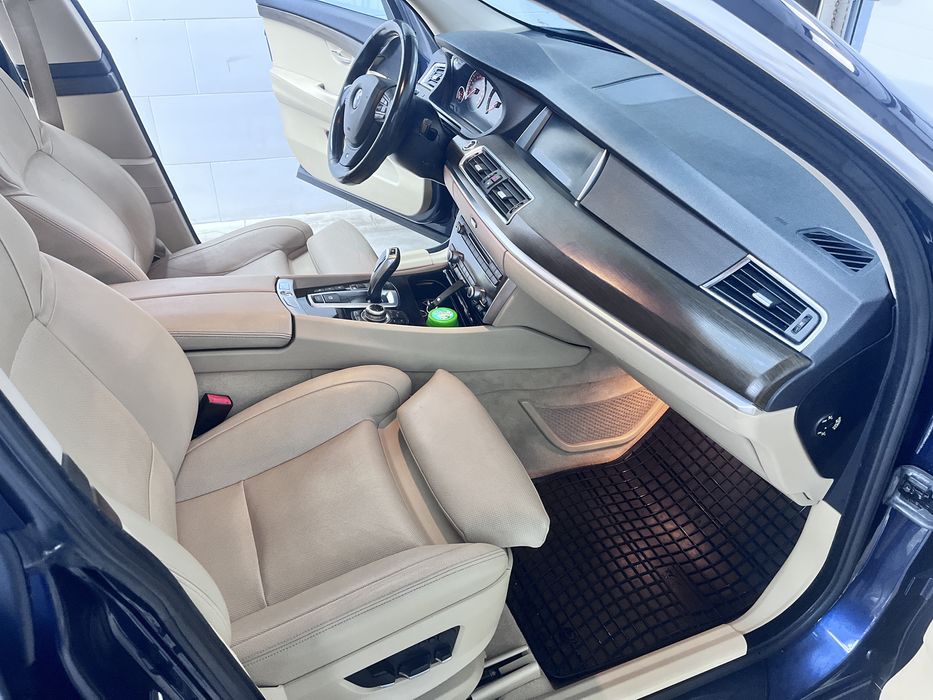 Vand BMW 530 GT xdrive Schimb doar cu Toyota Hilux