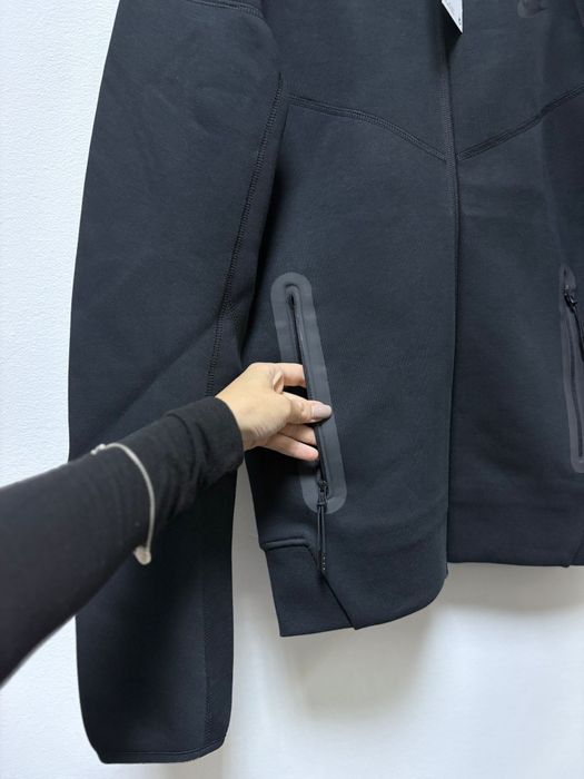 Nike Sportswear - Tech Fleece