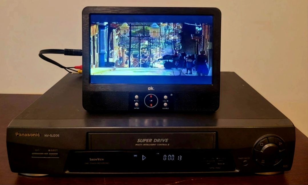 Video recorder VHS marca Panasonic 
Model NV-SJ206
